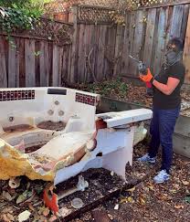Best Garage Cleanout  in Columbia City, IN